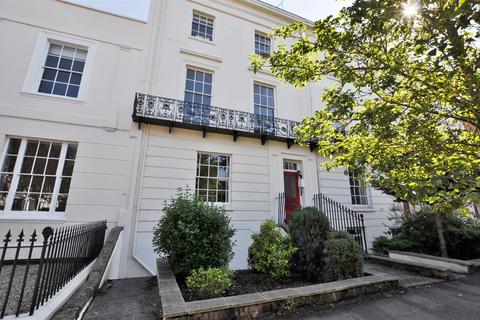 1 bedroom flat for sale, Leam Terrace, Leamington Spa