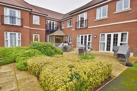 2 bedroom retirement property for sale, The Retreat, Princes Risborough HP27