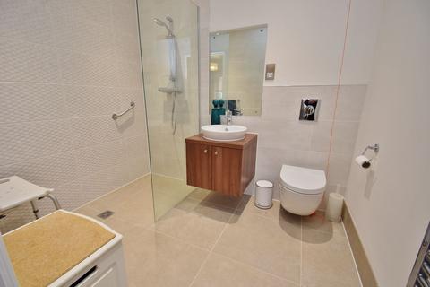 2 bedroom retirement property for sale, The Retreat, Princes Risborough HP27