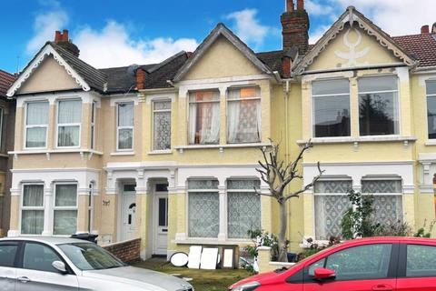 3 bedroom terraced house for sale, 228 Kingston Road, Ilford, Essex, IG1 1PG