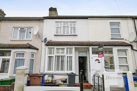 3 bedroom terraced house for sale, Kent Road, Grays, RM17