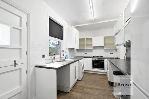 Kent Road, Grays, RM17