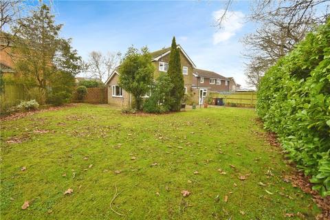 10 Barnes Close, West Wellow, Romsey, SO51 6ET