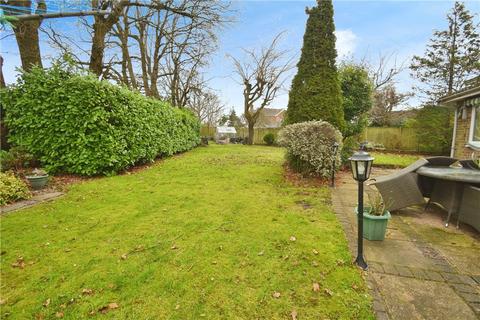 10 Barnes Close, West Wellow, Romsey, SO51 6ET