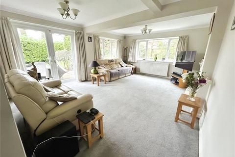 10 Barnes Close, West Wellow, Romsey, SO51 6ET