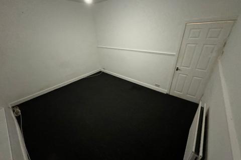 2 bedroom flat to rent, Clive Road, Middlesborough, TS5 6BH