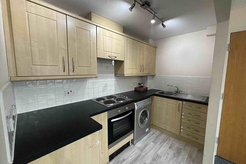 1 bedroom flat to rent, Pickering Lodge, Chapel End