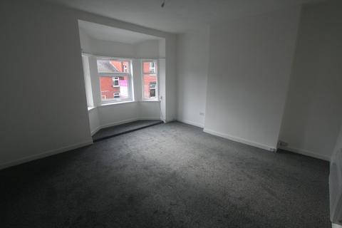 1 bedroom flat to rent, Exeter Road, Ellesmere Port, Cheshire. CH65