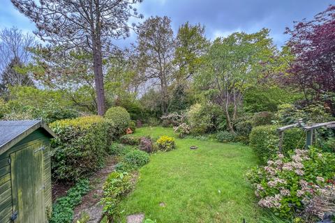 2 bedroom bungalow for sale, Oakhurst Road, Battle, TN33