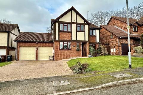 4 bedroom detached house for sale, Ravens Croft, East Hunsbury, Northampton NN4