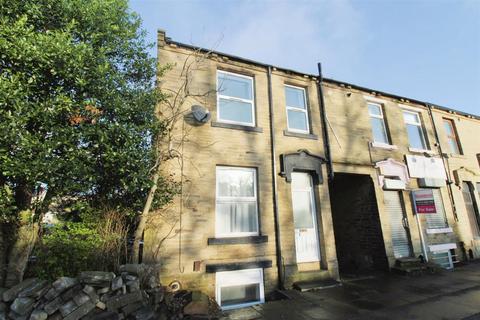 2 bedroom terraced house to rent, Halifax Road, Bradford BD6