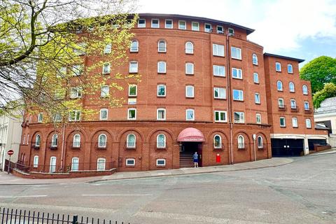 1 bedroom flat for sale, Stratheden Court, Market Street, Torquay, TQ1 3BY