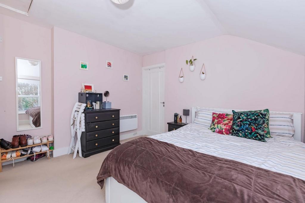 Madeira Ave 12.jpg