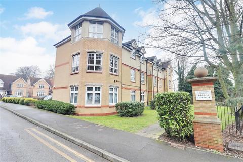 3 bedroom flat for sale, St Marys Close, Hessle