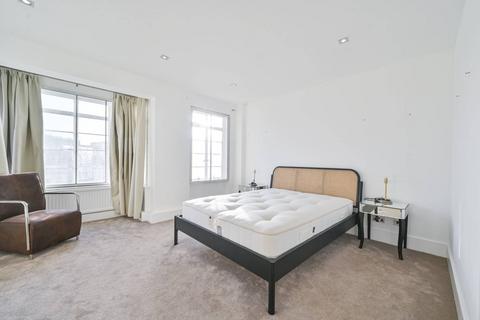 4 bedroom flat to rent, Park Road, Baker Street, London, NW1