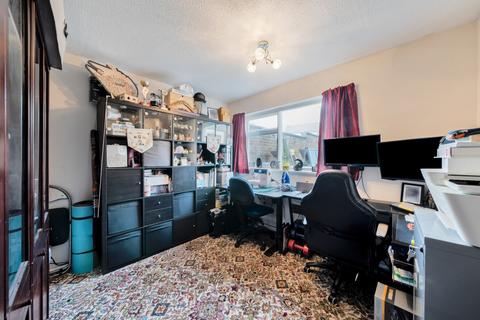 16 Eagles, Faringdon, SN7 7DT