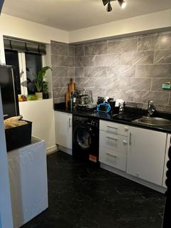 2 bedroom flat for sale, Horseshoe Close, Waltham Abbey