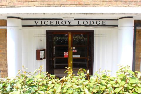 2 bedroom flat to rent, Viceroy Lodge