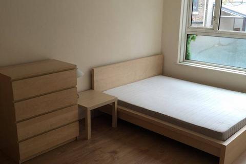 1 bedroom flat for sale, London, E15