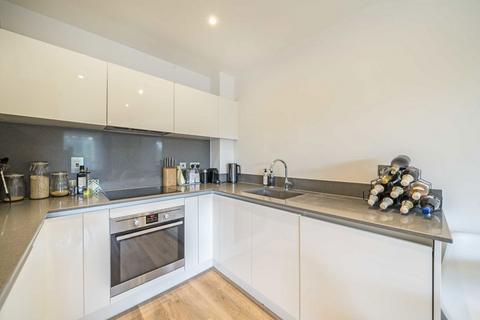 1 bedroom flat for sale, Greenside Road, London W12