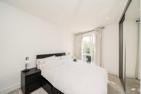 1 bedroom flat for sale, Greenside Road, London W12