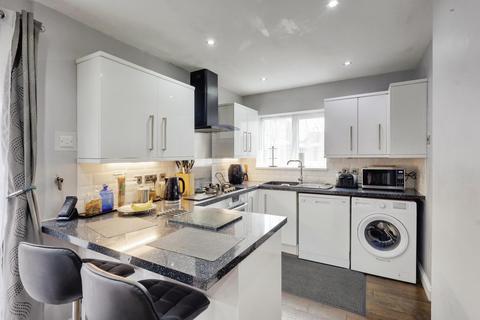 3 bedroom detached house for sale, Down Hall Road, Rayleigh, SS6