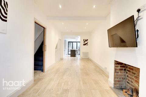 14 Holness Road, London, E15 4EN