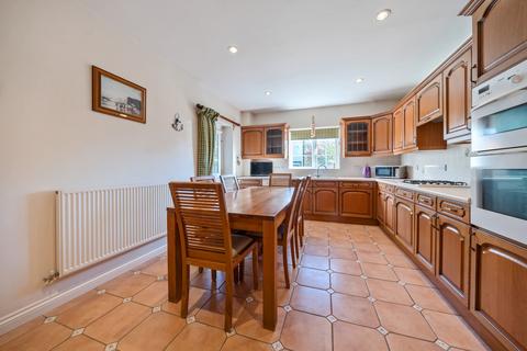 5 bedroom detached house for sale, White House Walk, Farnham, GU9