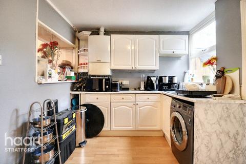 20 Holness Road, London, E15 4EN