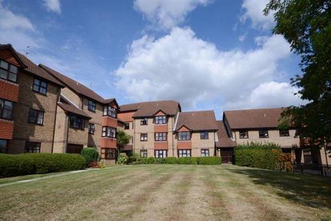 1 bedroom flat to rent, Newport Road, Aldershot GU12