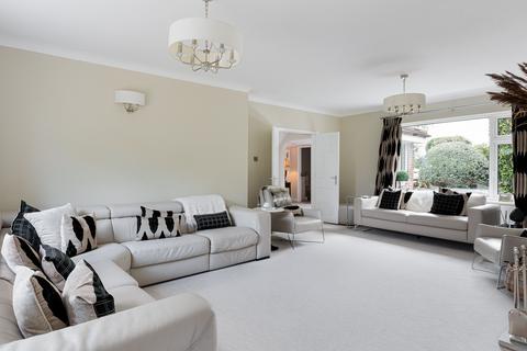 4 bedroom detached house for sale, Manor Park, Great Barrow, CH3