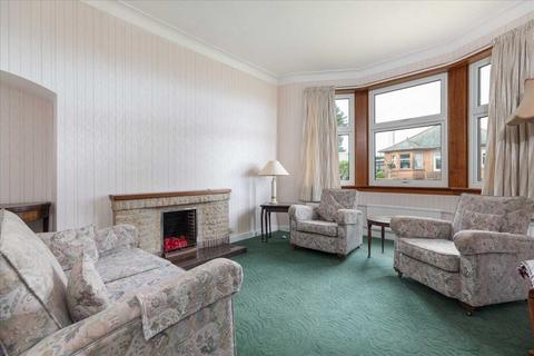 3 bedroom bungalow for sale, Burnside, Glasgow G73