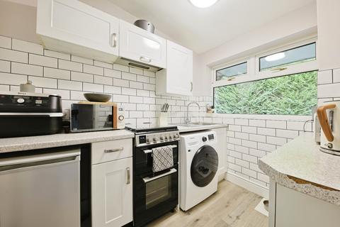 6 Brickyard Cottages, North Ferriby, HU14 3AD