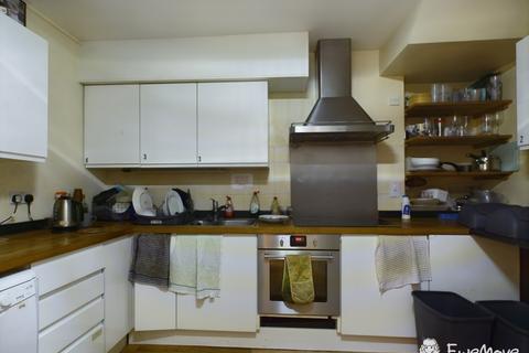 160 Castle Street, Salisbury, SP1 3UA