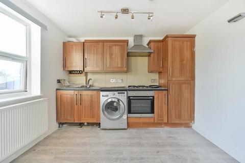 1 bedroom flat for sale, Waldegrave Road, Teddington, TW11