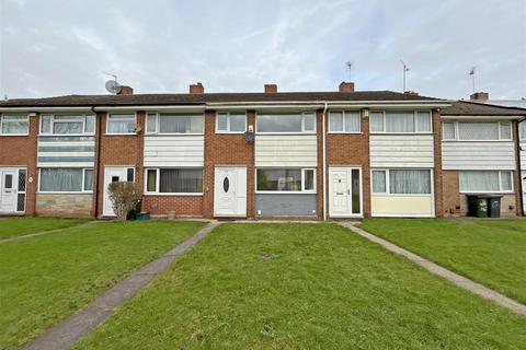 3 bedroom terraced house to rent, Honeywood Court, Nottingham NG3