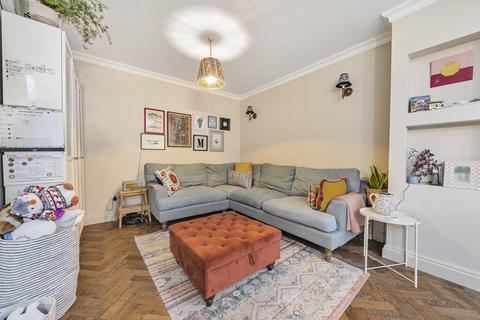 22 Wolsey Drive, Kingston Upon Thames, KT2 5DN