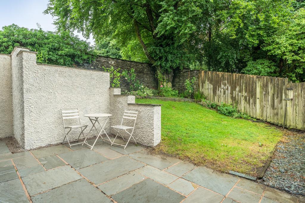Garden and Patio Seating Area