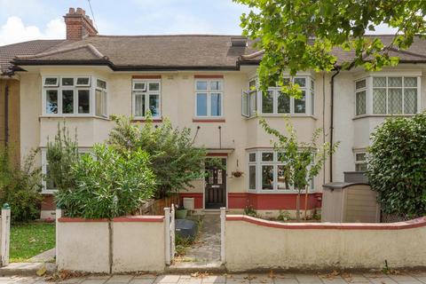 136 Boston Manor Road, Brentford, TW8 9LN