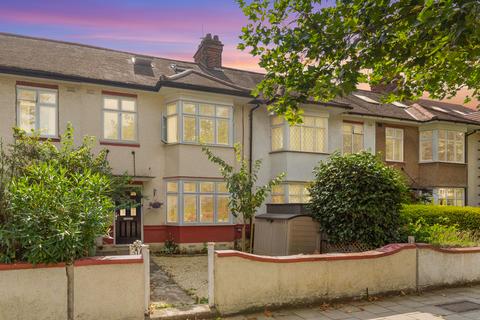 136 Boston Manor Road, Brentford, TW8 9LN