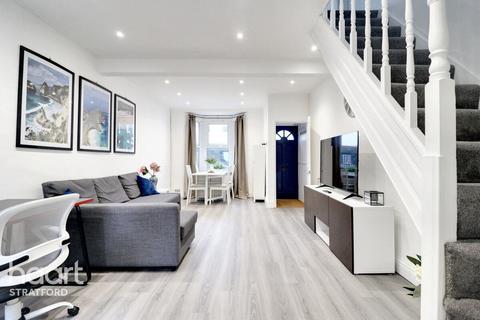 10 Holness Road, London, E15 4EN