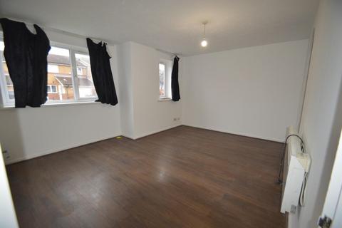 1 bedroom apartment for sale, Coopers Close, Dagenham