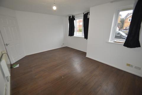 1 bedroom apartment for sale, Coopers Close, Dagenham