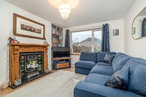 5 Clochbar Gardens, Milngavie, Glasgow, G62 7JP
