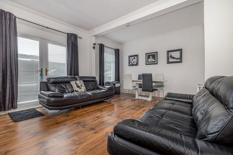 213 Curtis Avenue, Glasgow, G44 4NW