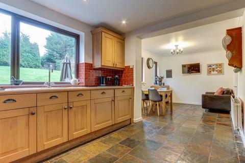 16 Bankside, Morpeth, NE61 1XD