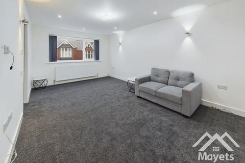 2 bedroom flat to rent, 33c East Park Road, Blackburn. Lancs