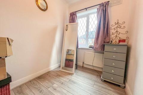 29 Roseveare Avenue, Grimsby, DN34 4BE