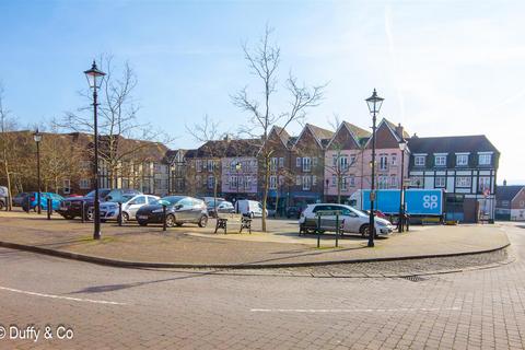 2 bedroom apartment for sale, Middle Village, Bolnore Village, Haywards Heath