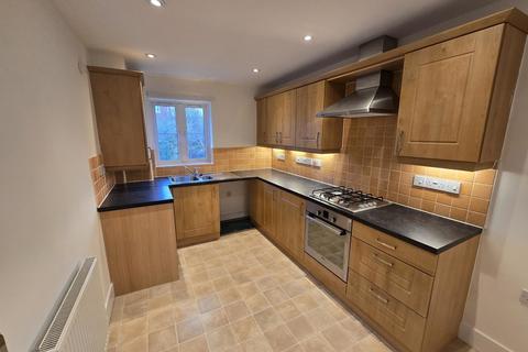 2 bedroom flat to rent, Russell Walk, Kings Heath